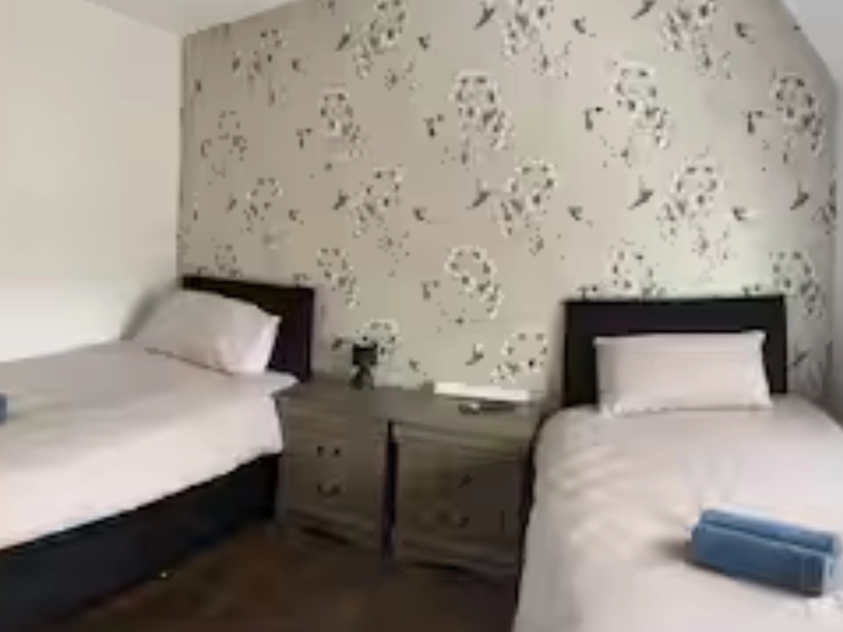 home 3 - 38